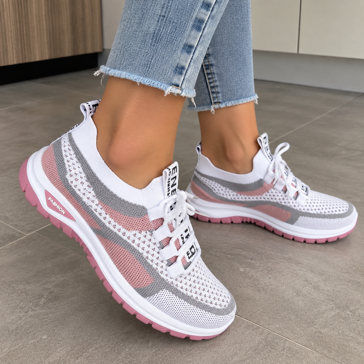 Nina | Gradient Lace-Up Sneakers